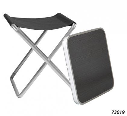 Skladacia kempingová stolička/príručný stolík